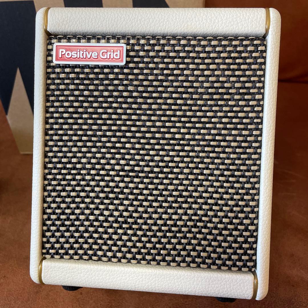 Positive Grid Spark MINI ギター用　アンプ　ホワイト