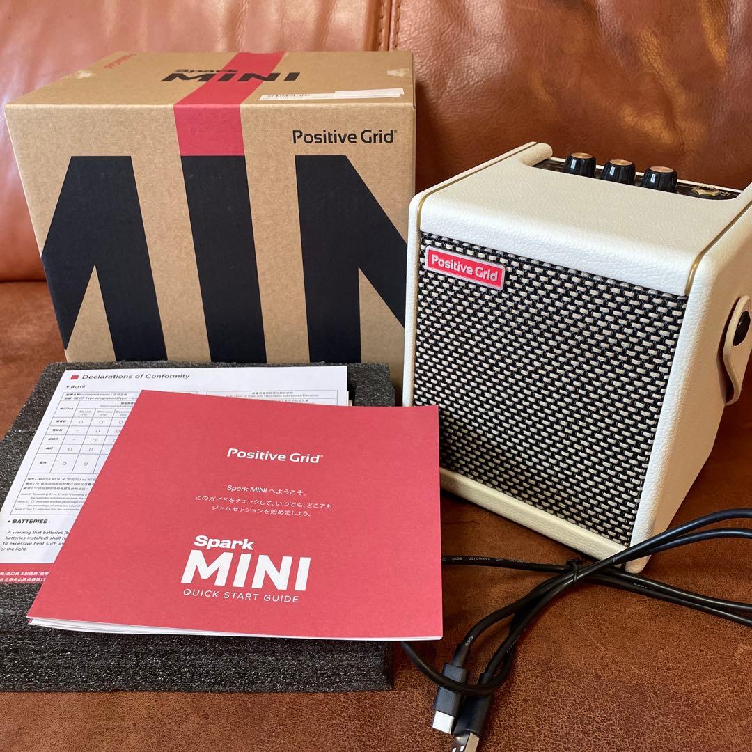 Positive Grid Spark MINI ギター用　アンプ　ホワイト