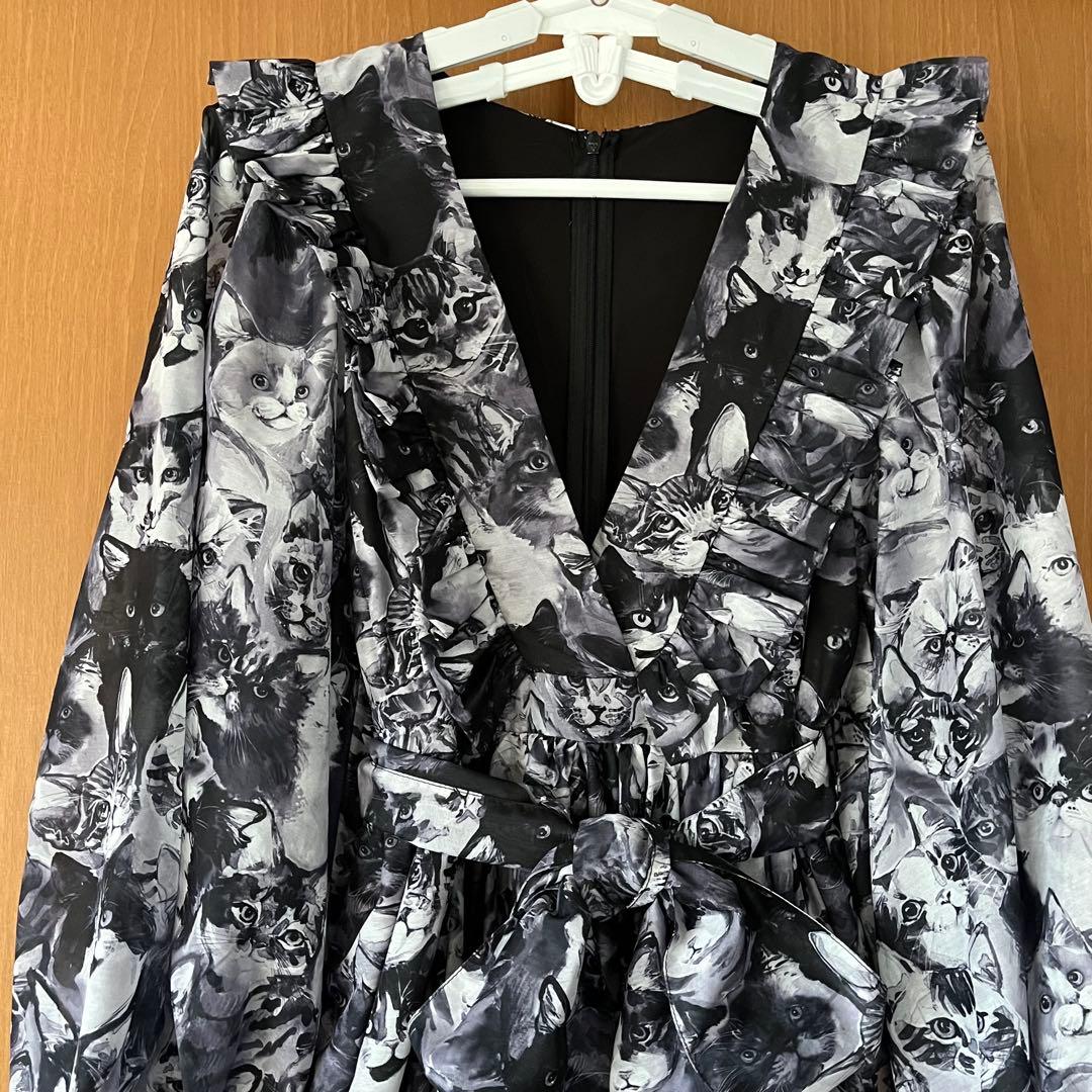 mmts unoaコラボ　猫まみれ　シフォンワンピース　猫柄