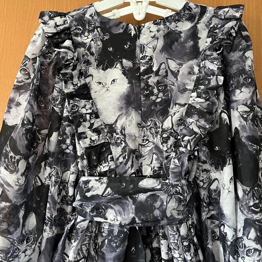 mmts unoaコラボ　猫まみれ　シフォンワンピース　猫柄
