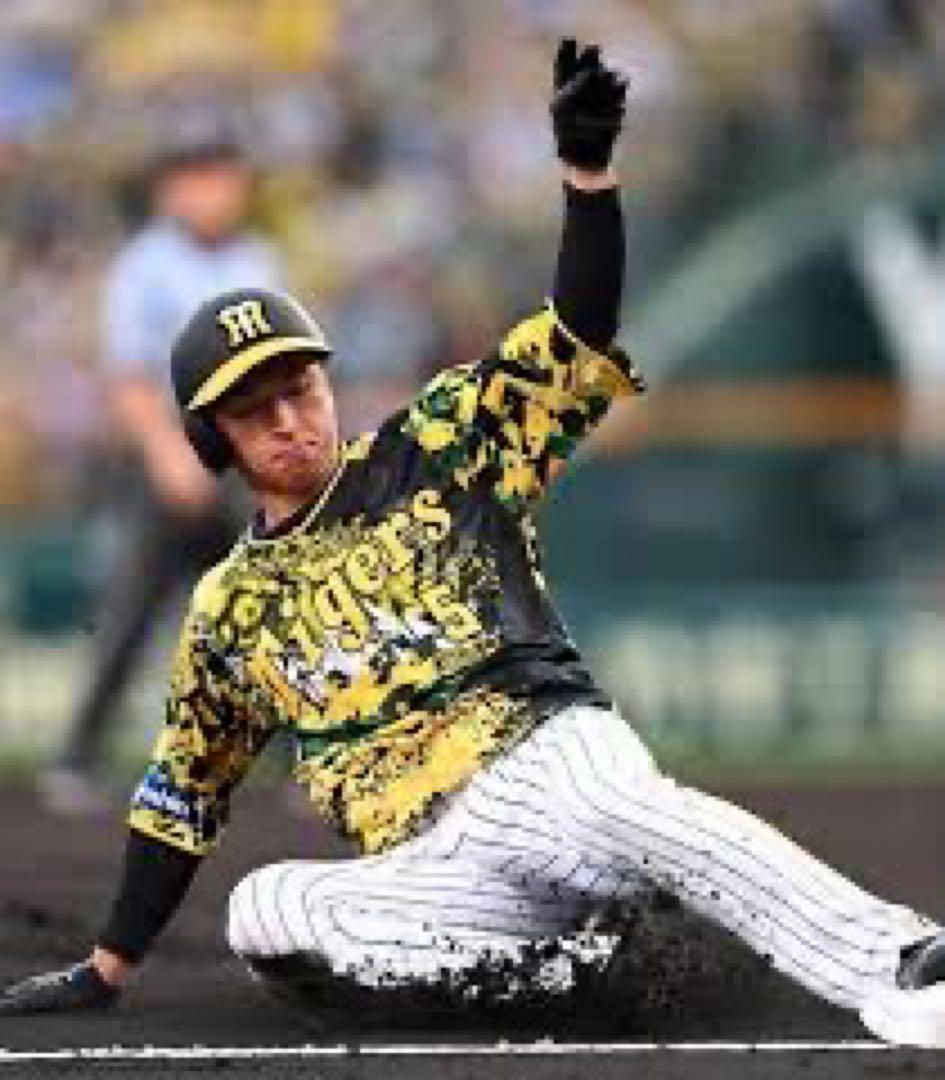 阪神タイガース　ウル虎の夏2022レプリカユニフォームＬ＆応援Ｔシャツセット