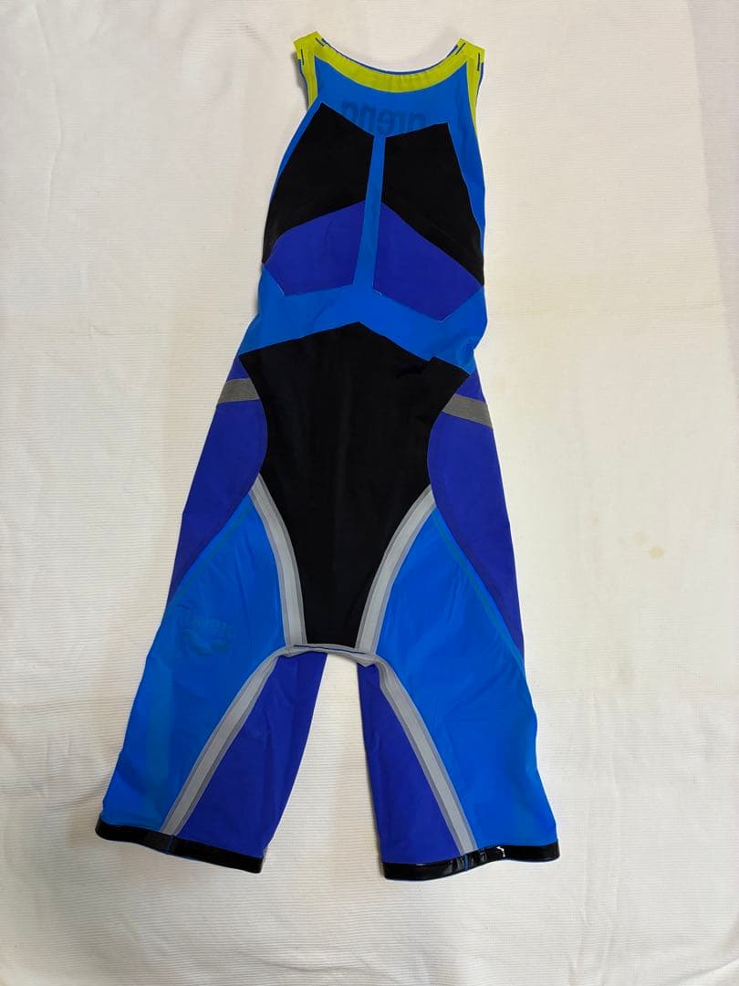 競泳水着　arena アクアフォースX CP