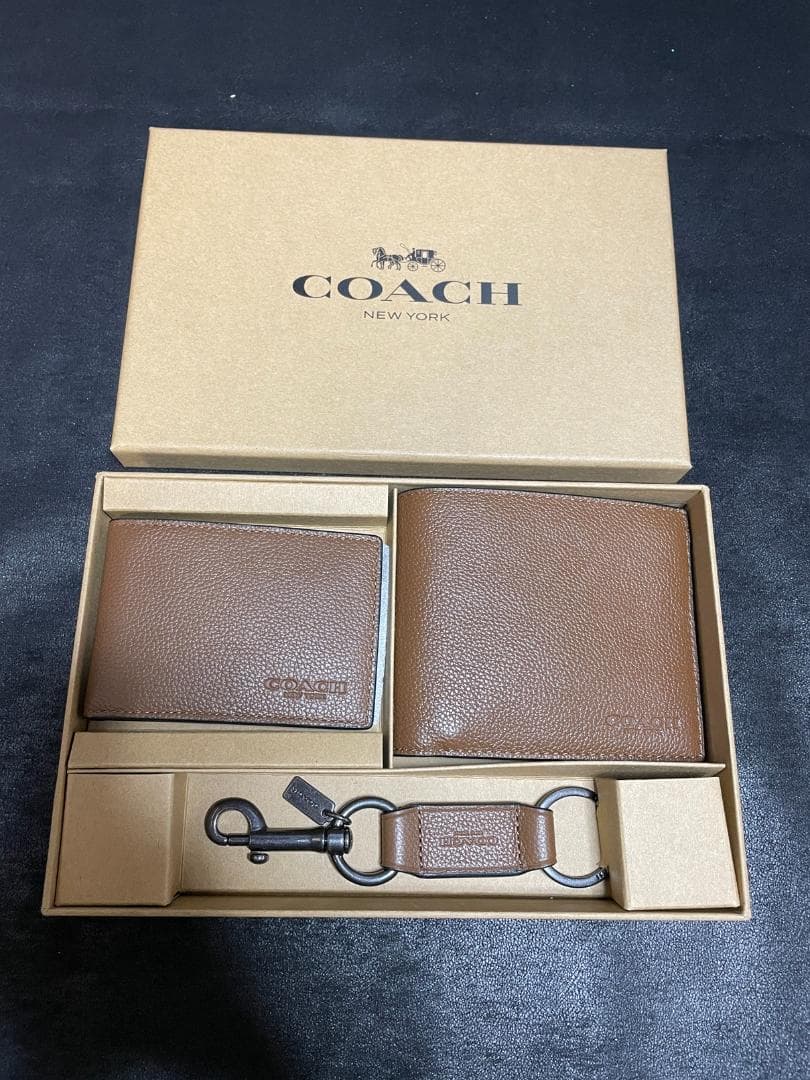COACH メンズ 二つ折り財布/ キーホルダー ギフト セット 927