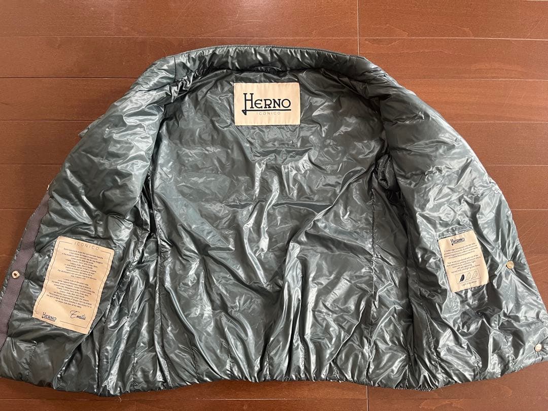 ヘルノ　半袖ダウン　HERNO