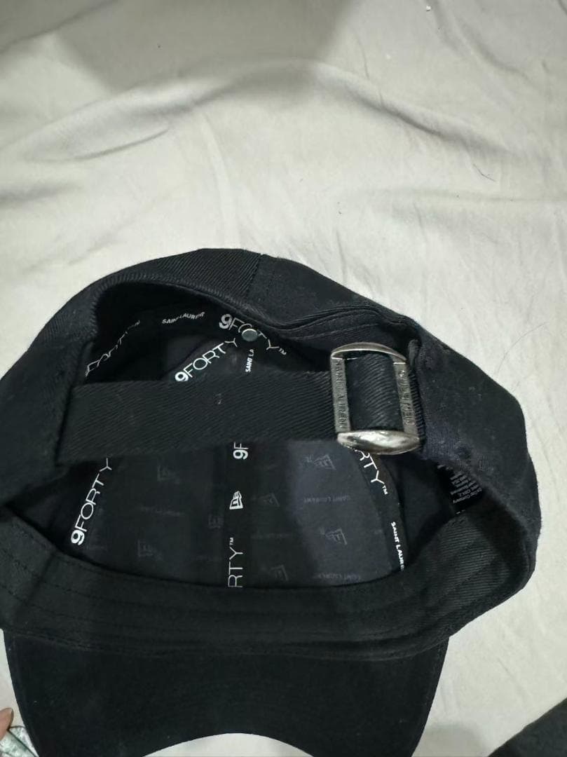 YSLロゴ ブラック 9FORTYキャップ