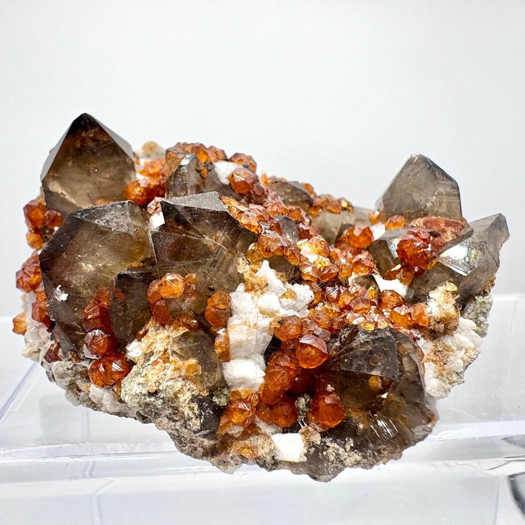 555 中国福建省産　ガーネット&スモーキークォーツ