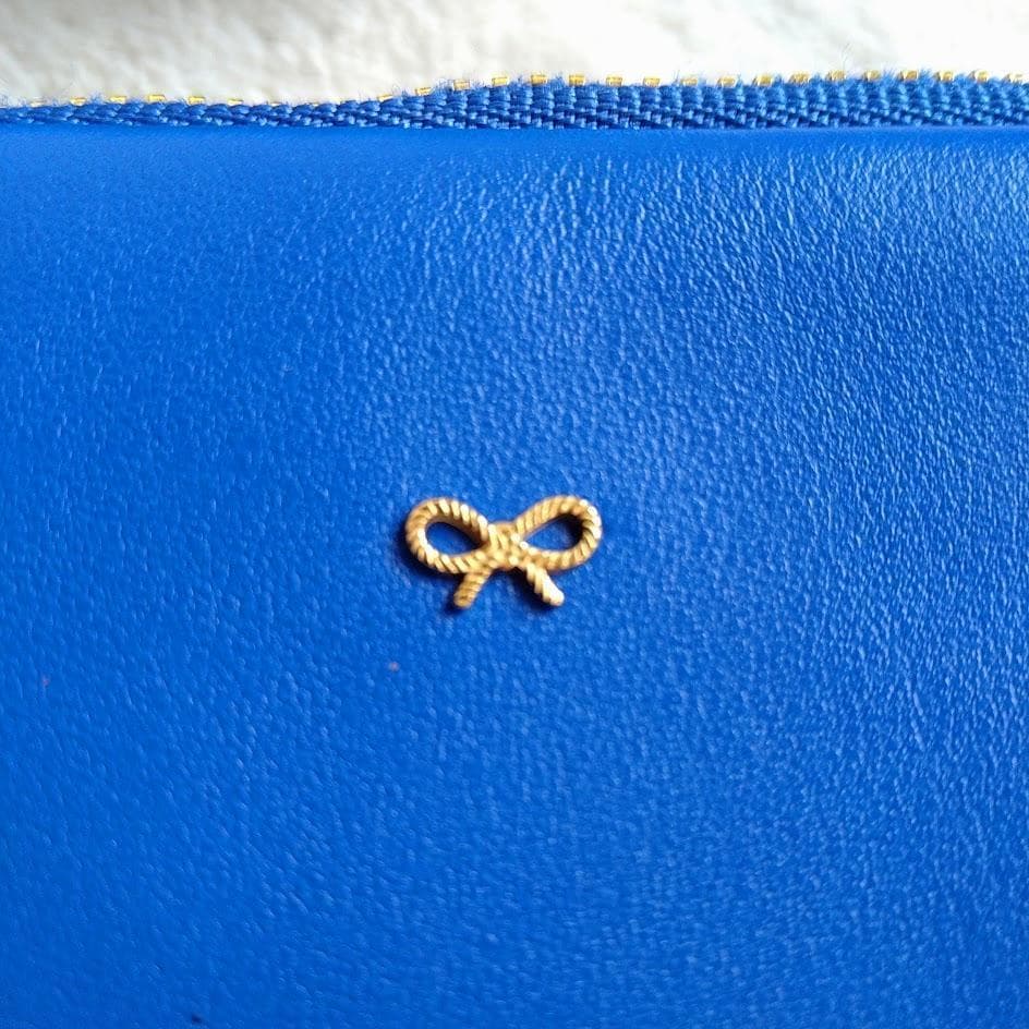 極美品　アニヤハインドマーチ　クラッチバッグ　ジョージアナ　ロイヤルブルー