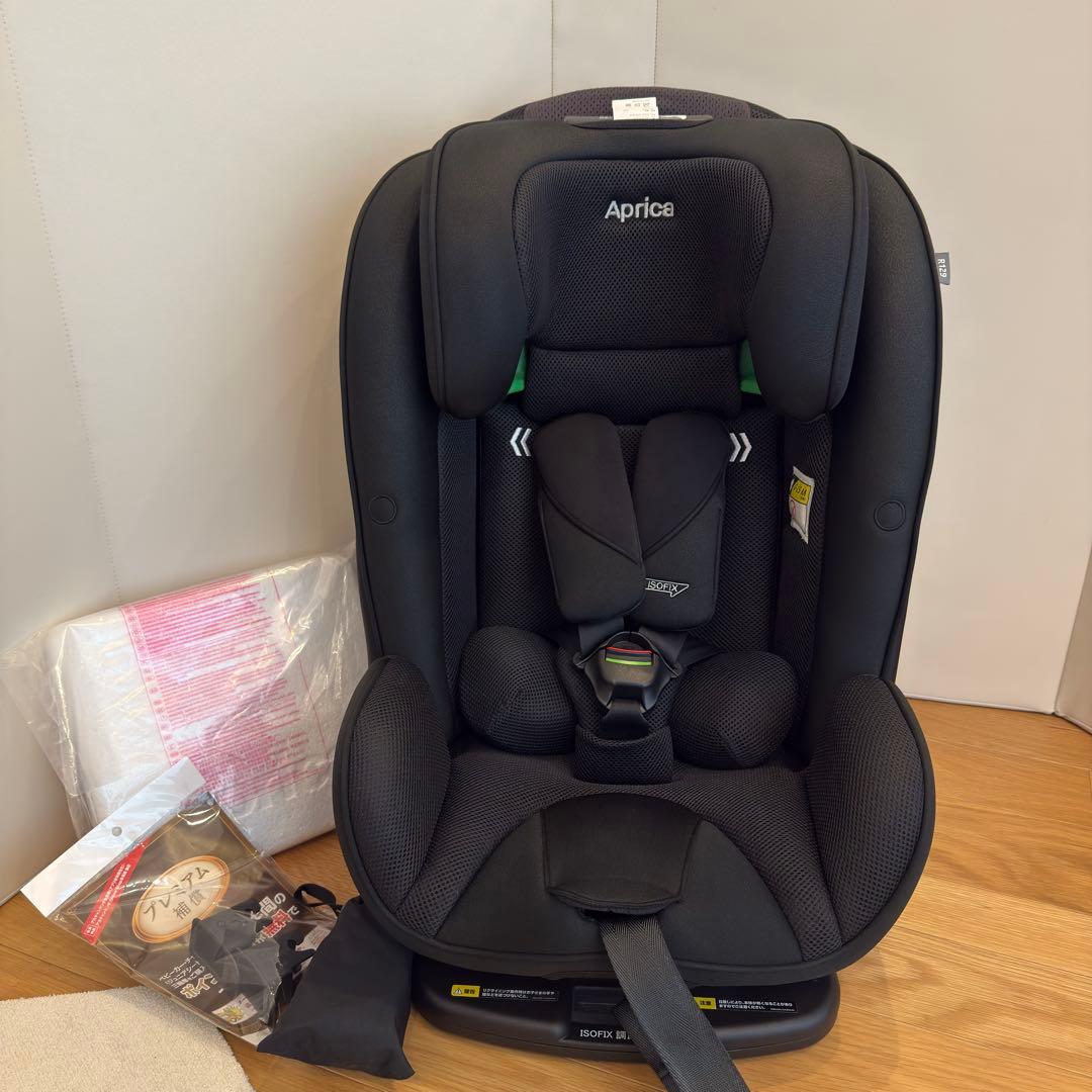 【美品】Aprica ISOFIX フォームフィットセーフティープラス AB