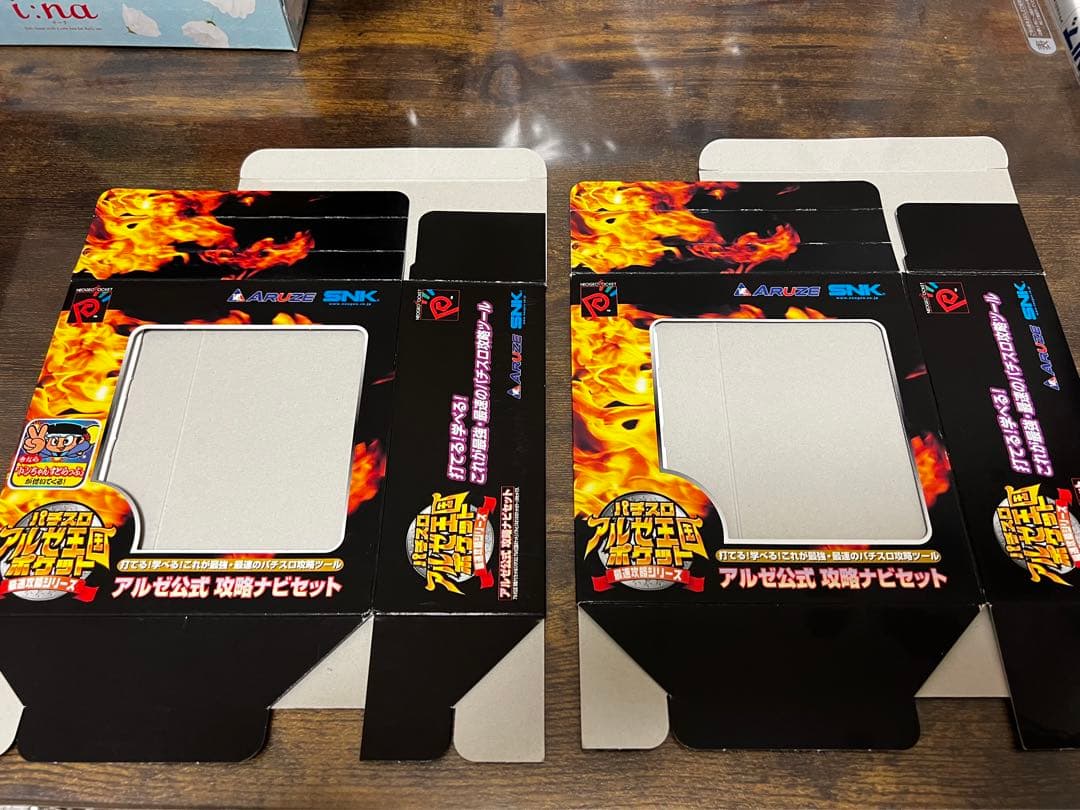 ネオジオポケット 本体、ソフト、外箱など