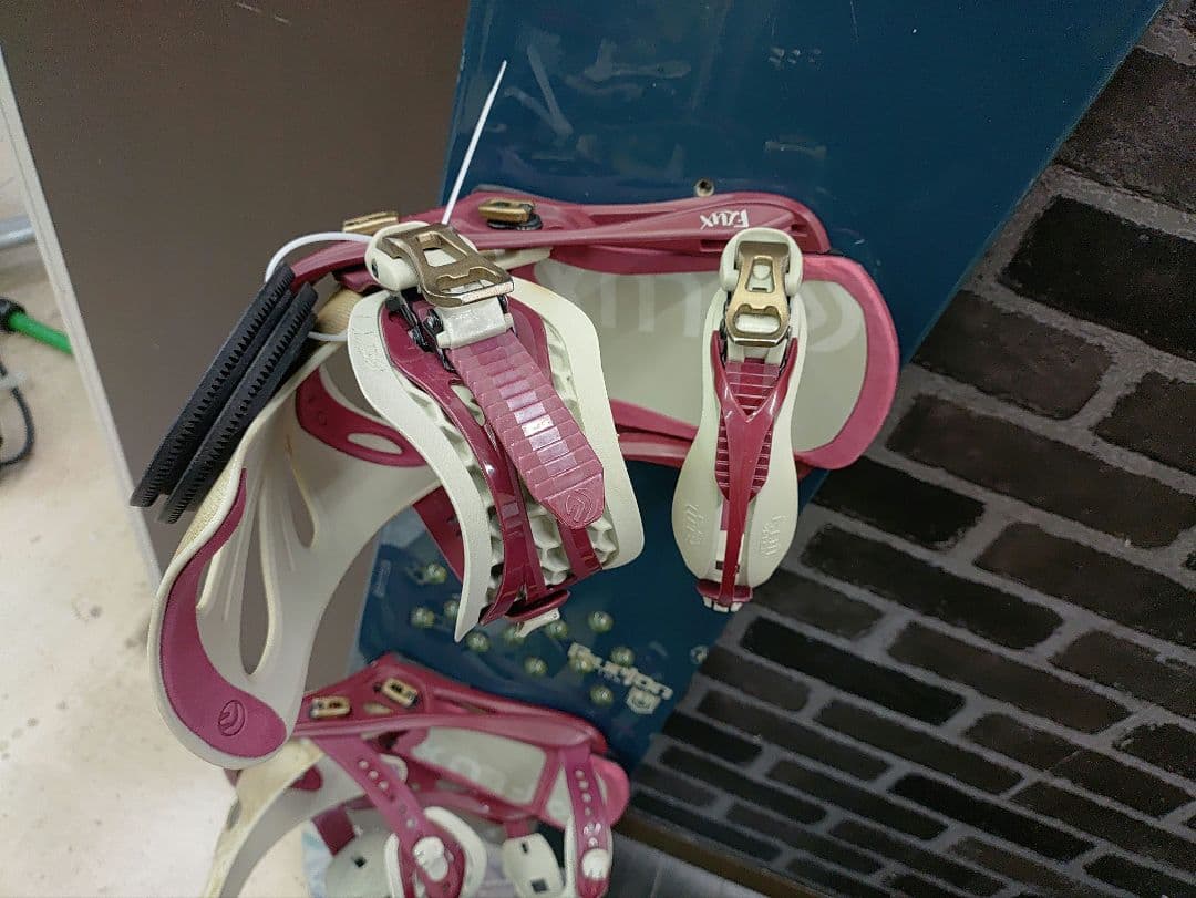 BURTONスノーボード　FLUXビンディング　２点セット　レディース　初心者