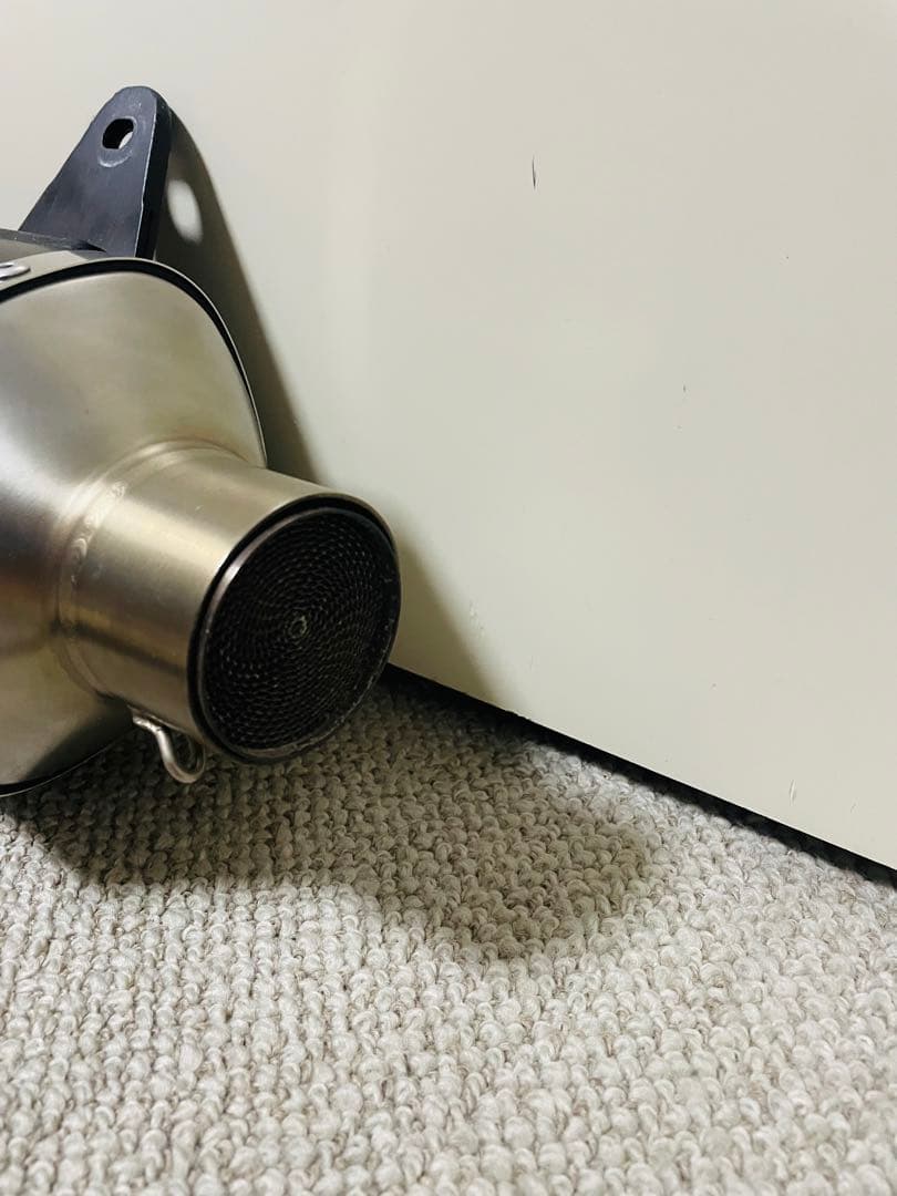 ARROW マフラー 　(SRGT125/200 APRILIA)