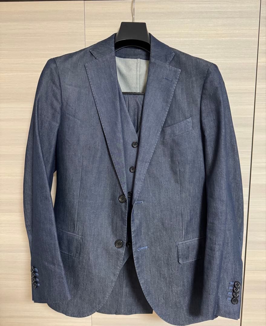 【メルカリ市限定値下げ中】 NANO universe 3ピーススーツ Sサイズ