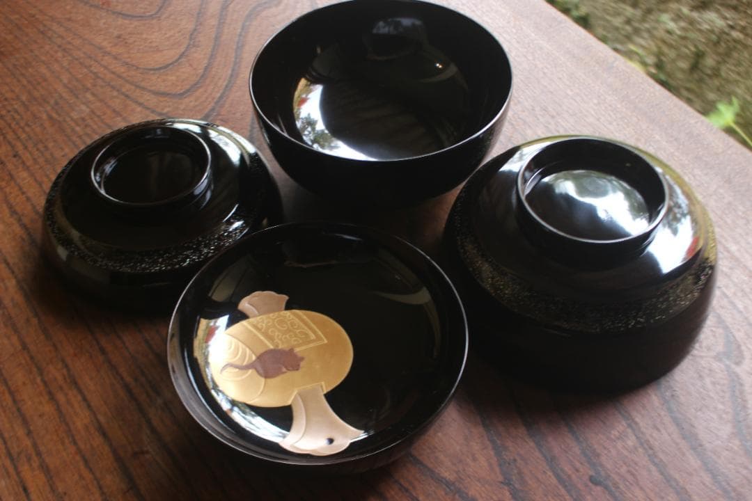 時代逸品！塗分け螺鈿黒漆に風情ある見返小槌蒔絵のお椀2点（検輪島塗蒔絵椀雑煮椀