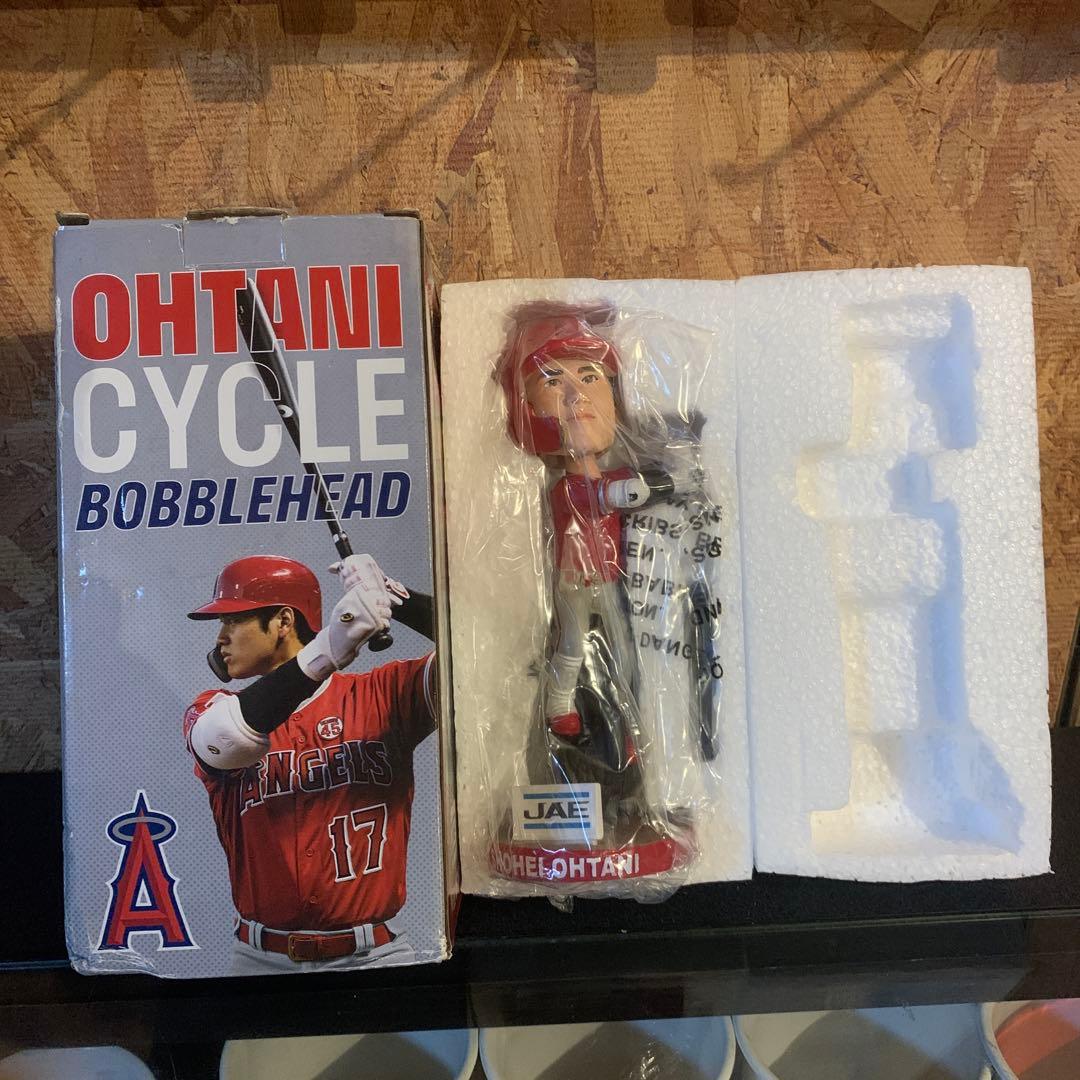 Ohtani Cycle Bobblehead ボビングヘッド　大谷翔平