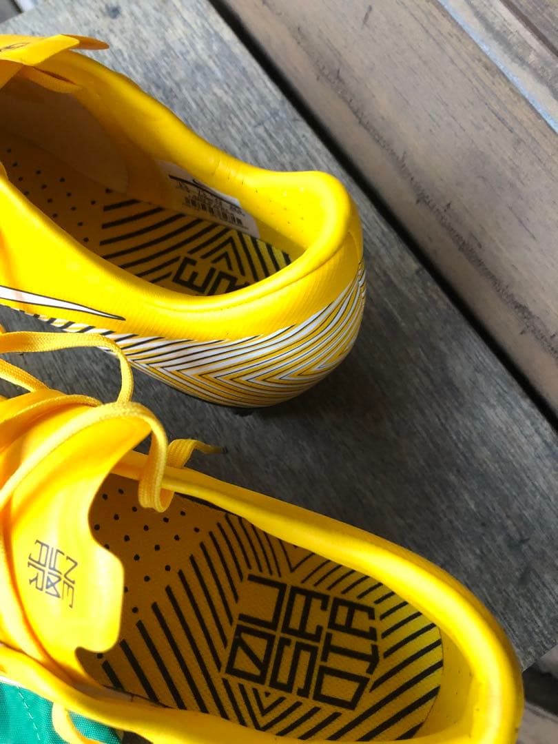 ネイマールモデル　マーキュリアル ヴェイパー 12 PRO NJR HG-V