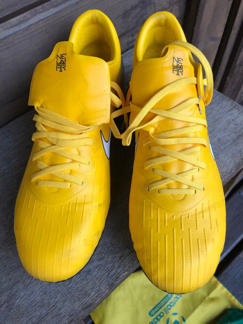 ネイマールモデル　マーキュリアル ヴェイパー 12 PRO NJR HG-V