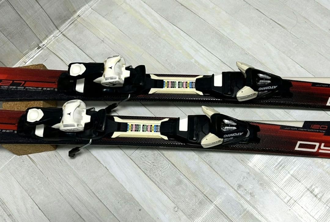 ジュニアスキーセット　DYNAMIC 板 120cm ブーツ 　ストック