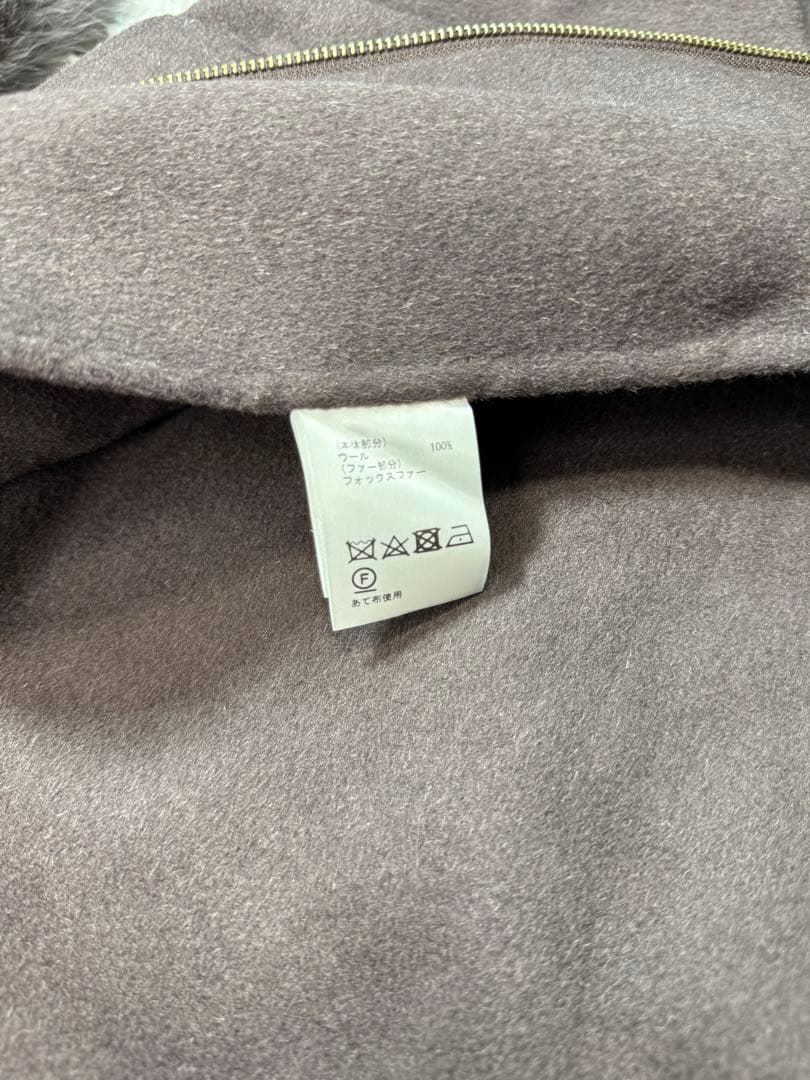 GRACE CONTINENTAL ポンチョ風トリミングコート チャコール