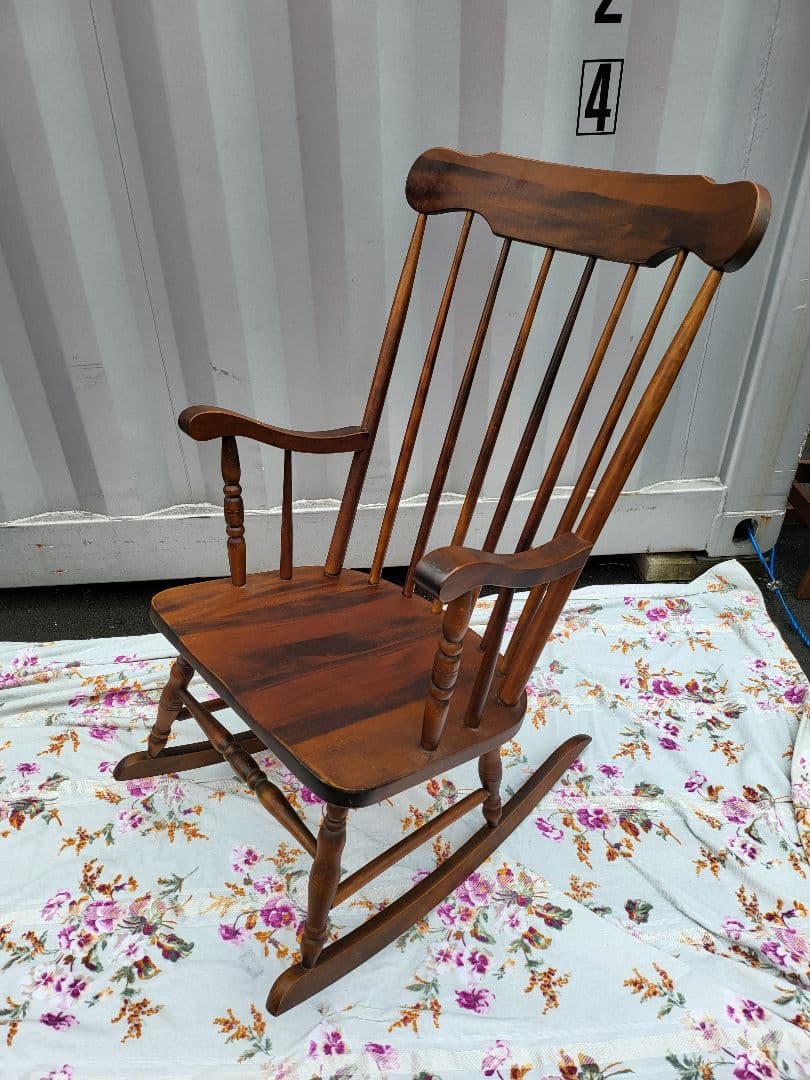 木製ロッキングチェア