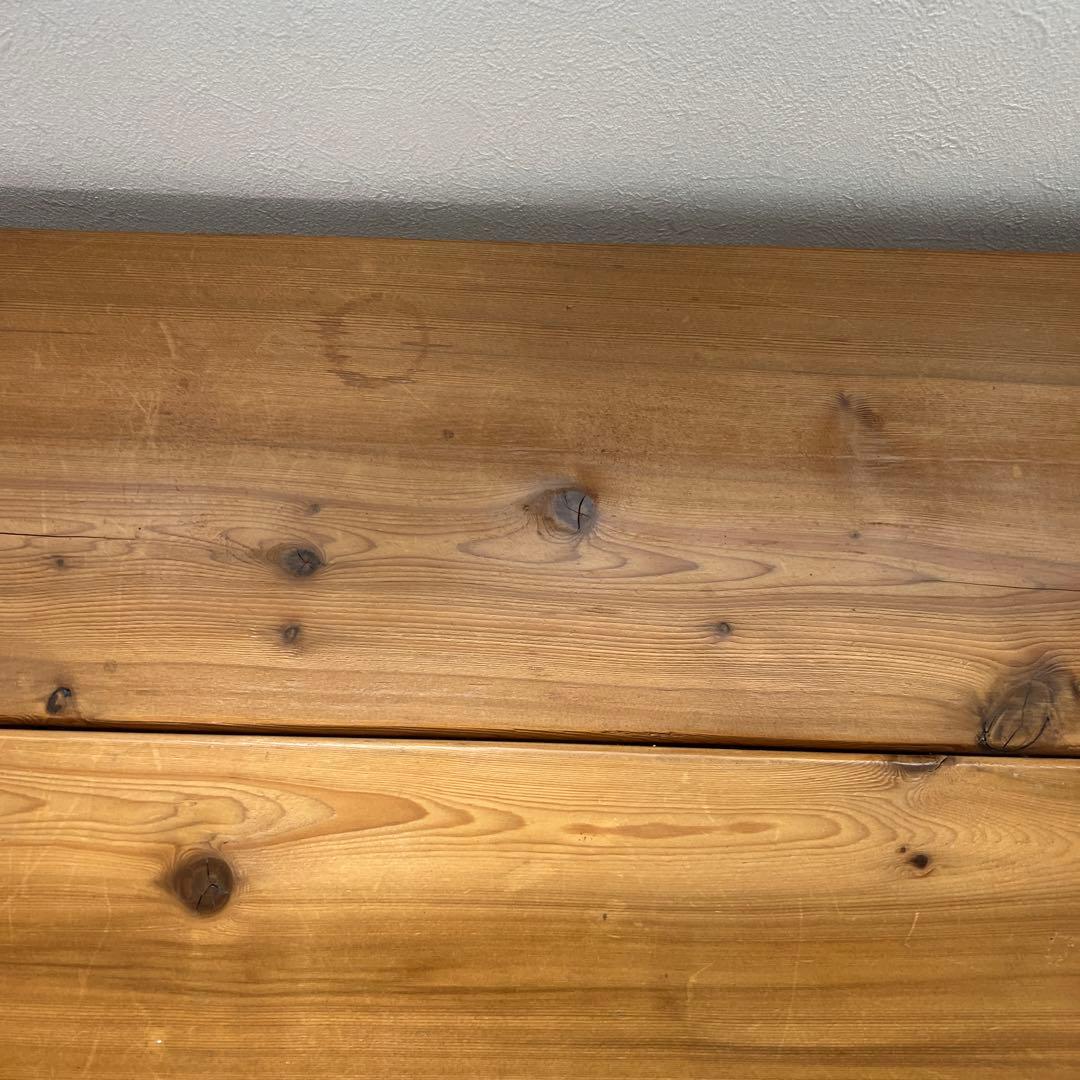 ナチュラルウッドの木製デスク