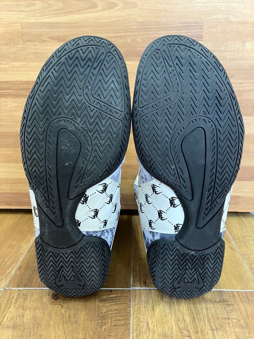 【keen】Venum モノグラムボクシングシューズ パイソン柄