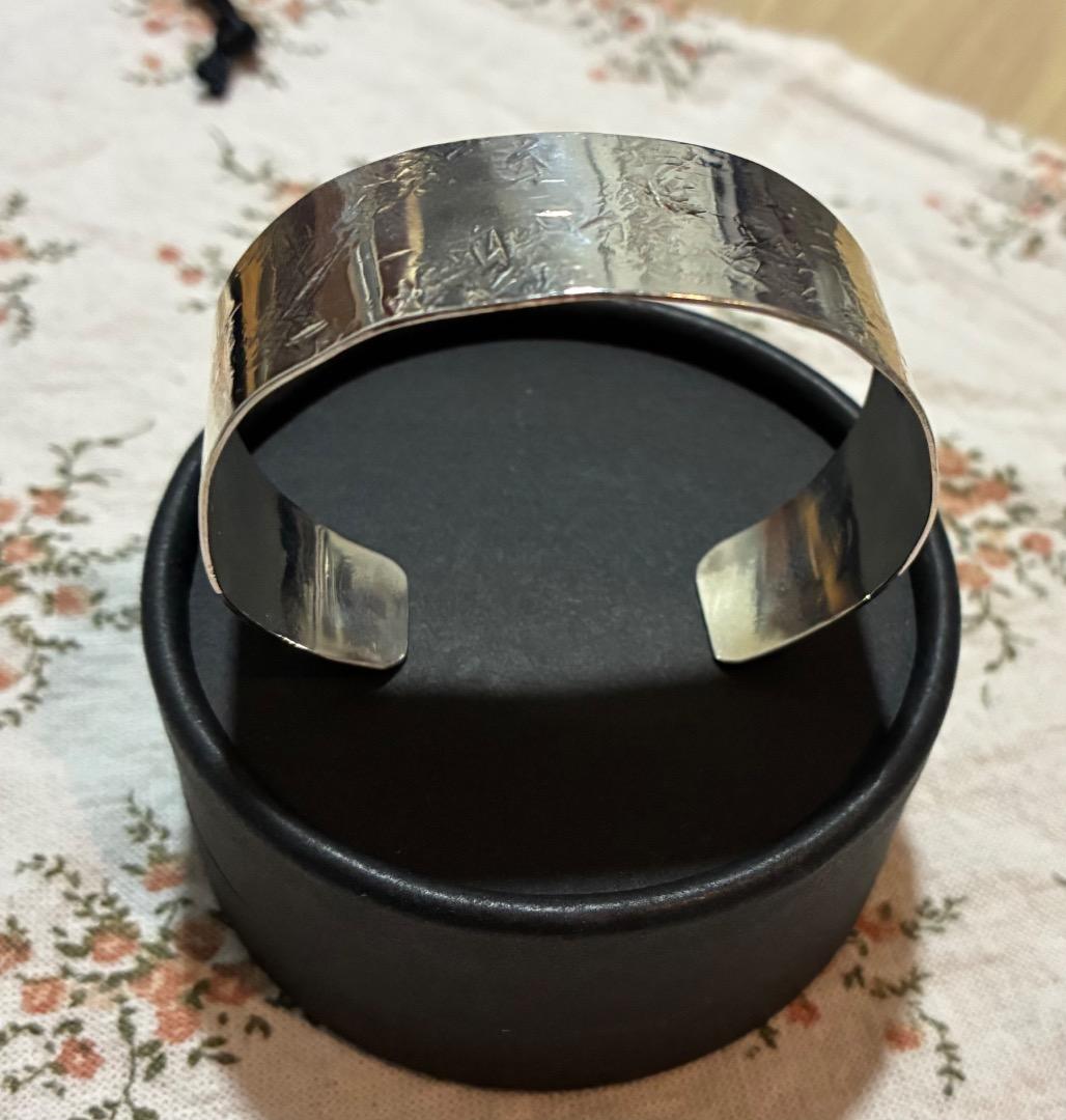 【美品】accessorys mau シルバーオープンバングル 2cm