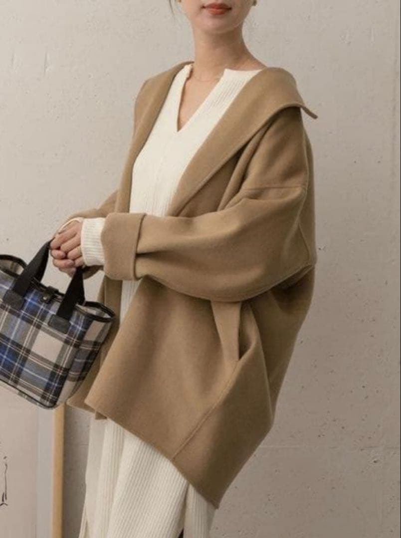 新品タグ付きアーバンリサーチドアーズ ミドルガウンコートコクーンコートベージュ