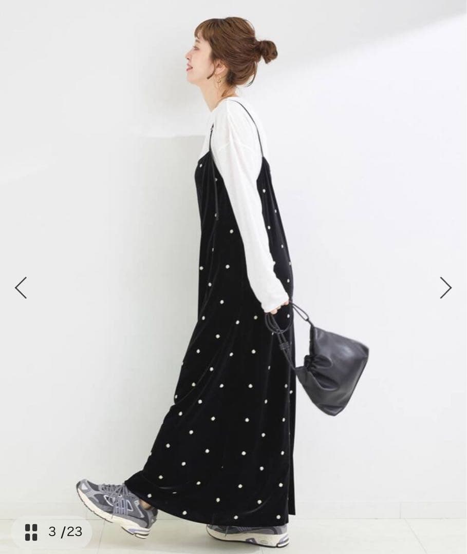 新品タグ付き　ベーセーストック　B.C STOCK ベロアフラワー刺繍ワンピース