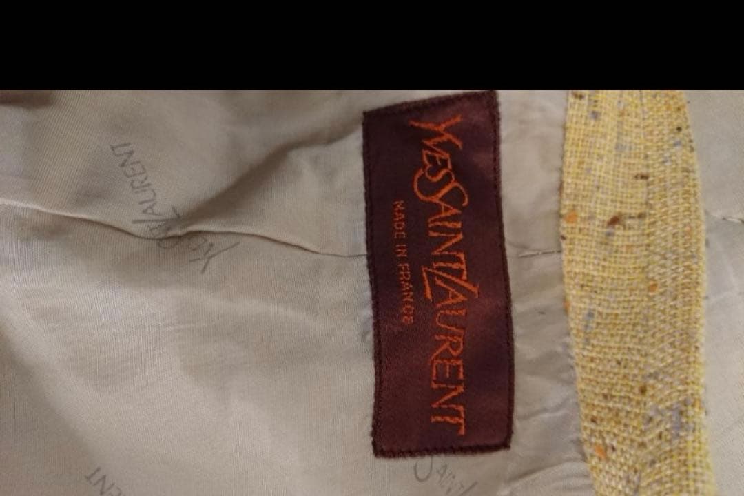 Yves Saint Laurent テーラードジャケット イエロー