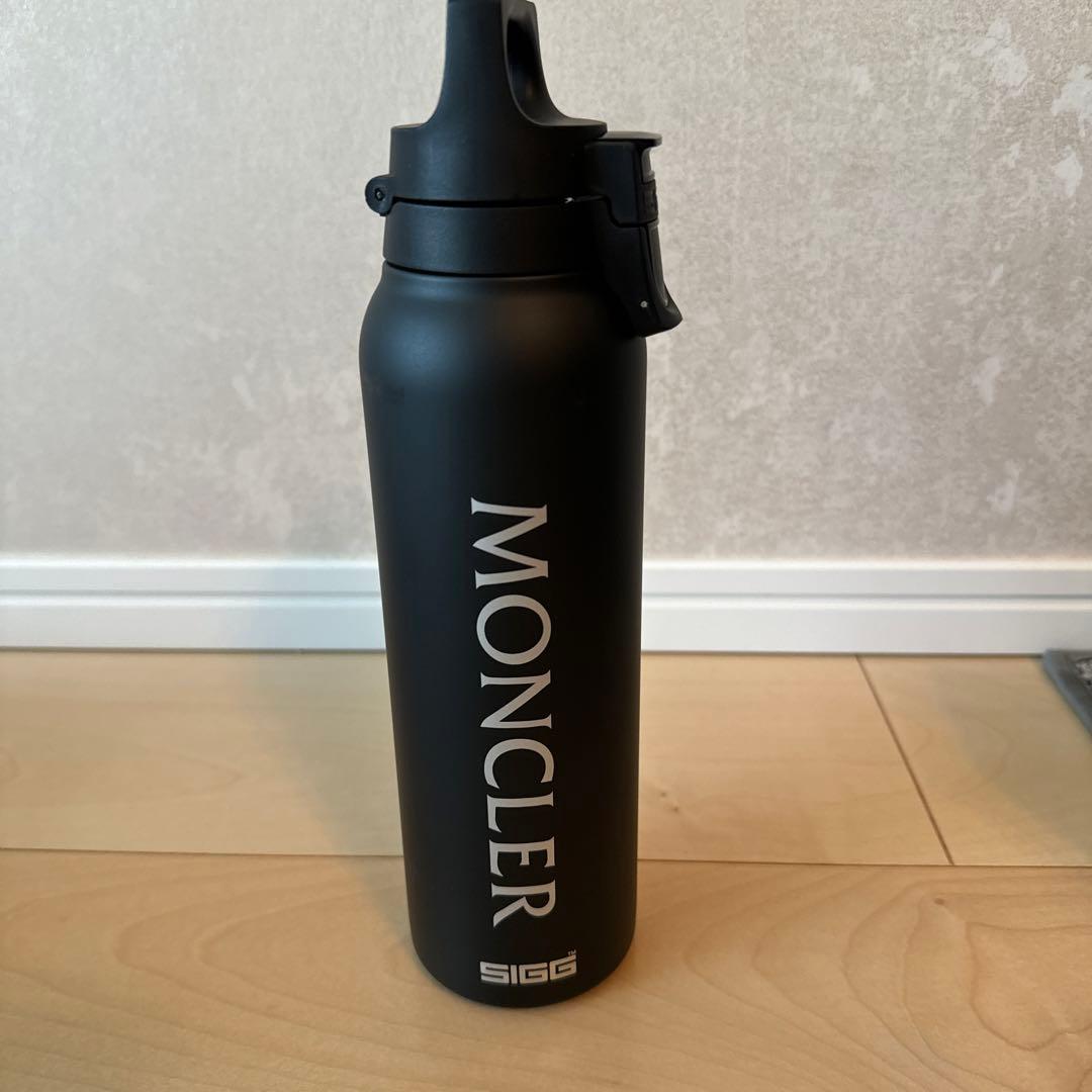 MONCLER 水筒