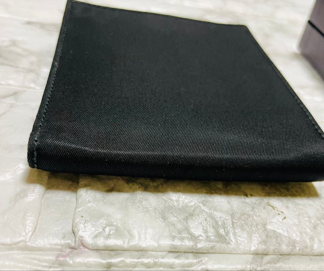 最終値下 美品 プラダ スカル刺繍 二つ折り財布 ギャランティカード付