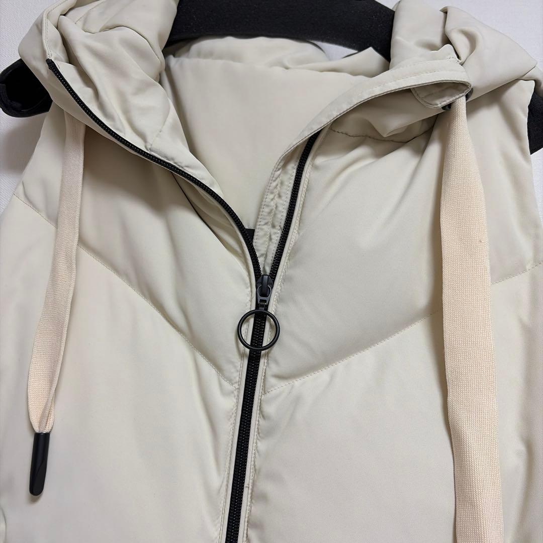 LUGIVA ルギバ　オフホワイト ダウンベスト 38 新品　レディース