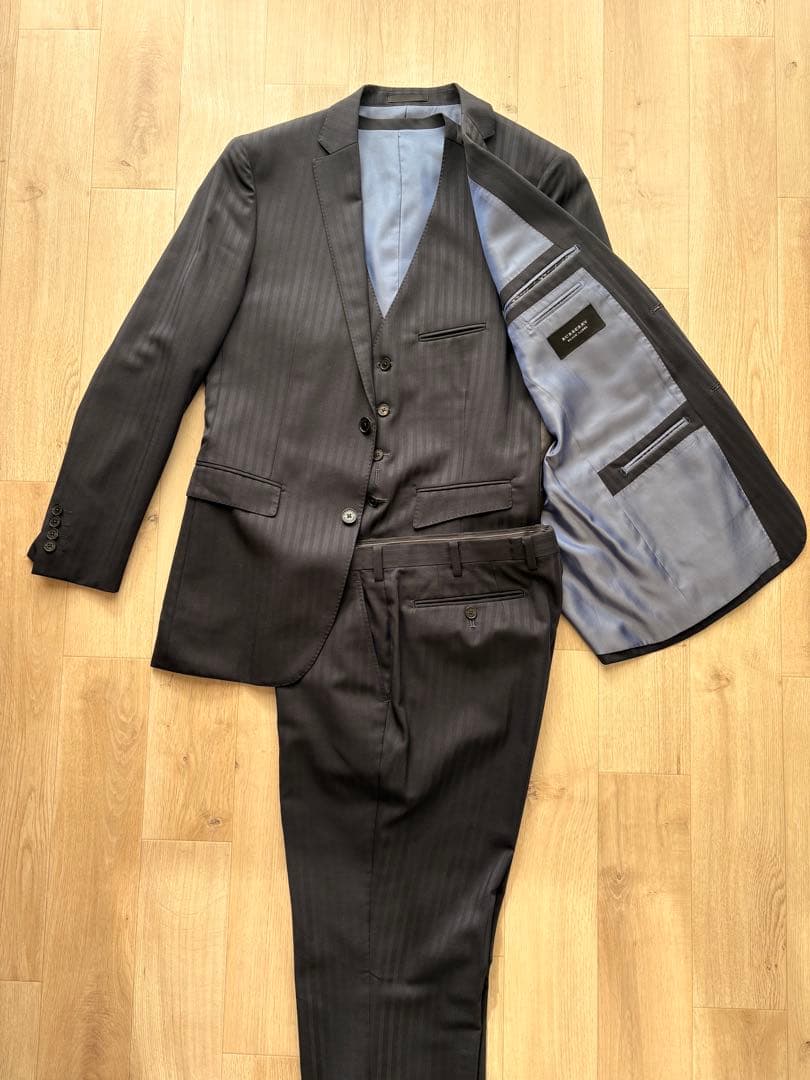 本日限定‼️【美品】バーバリーブラックレーベル 3ピース スーツ シルク黒 L相当