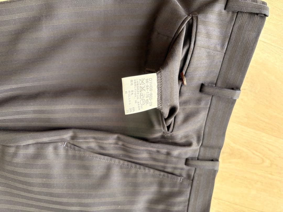 本日限定‼️【美品】バーバリーブラックレーベル 3ピース スーツ シルク黒 L相当