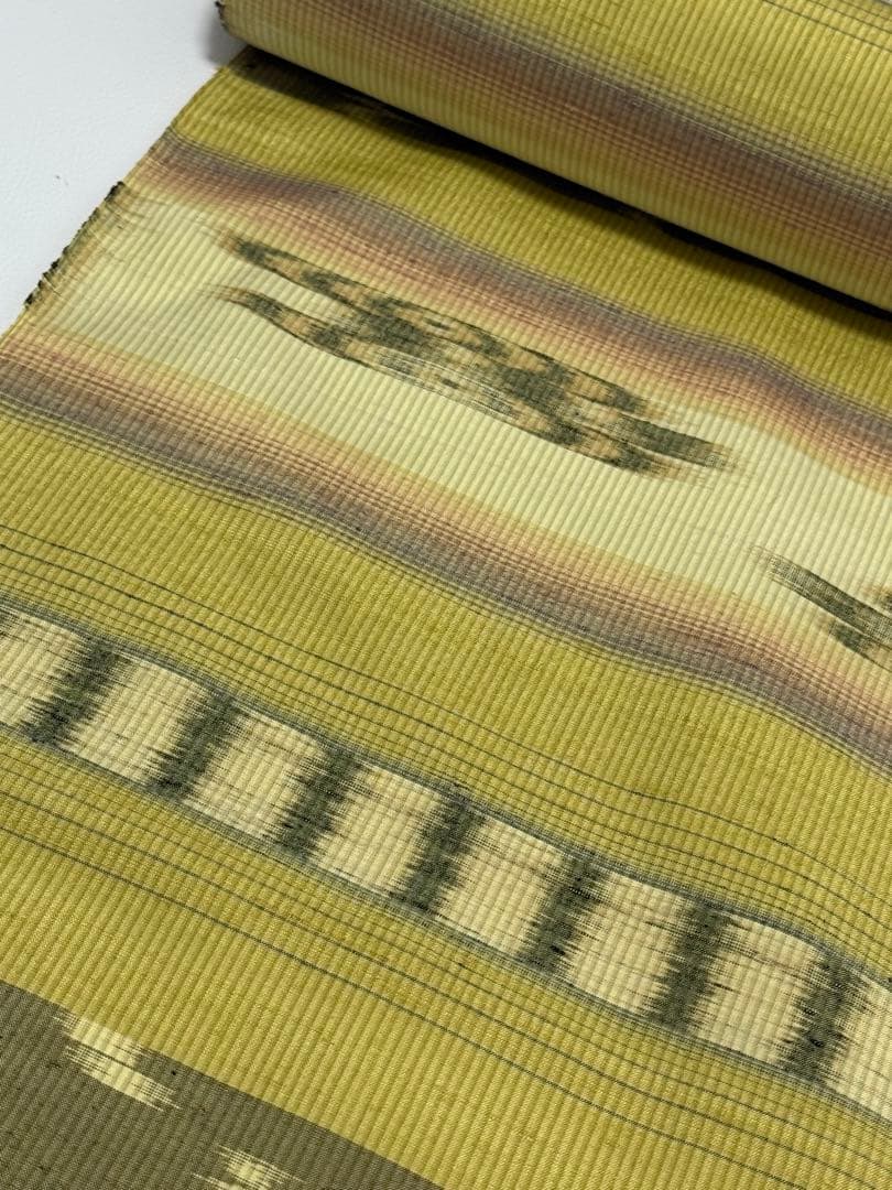 新品未使用　大城廣四郎 　琉球かすり　手織　本場琉球　大城一夫　反物　伝統工芸品