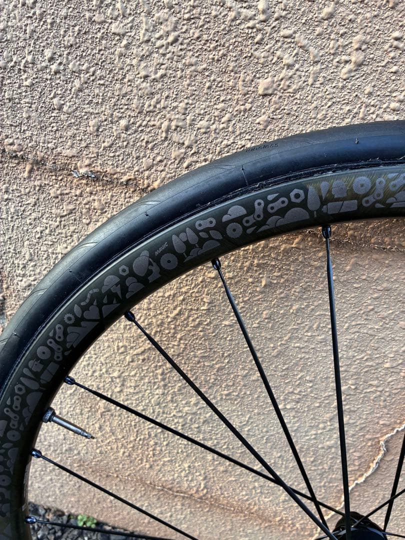 ま*。様 MAVIC cosmic slr32 限定モデル　フロント カーボン