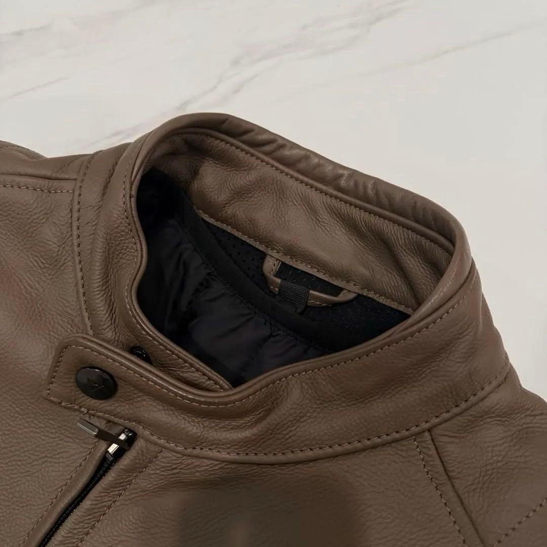 新品同様　54サイズ　ダイネーゼ　レザージャケット　dainese