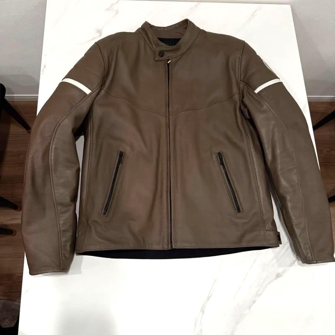 新品同様　54サイズ　ダイネーゼ　レザージャケット　dainese