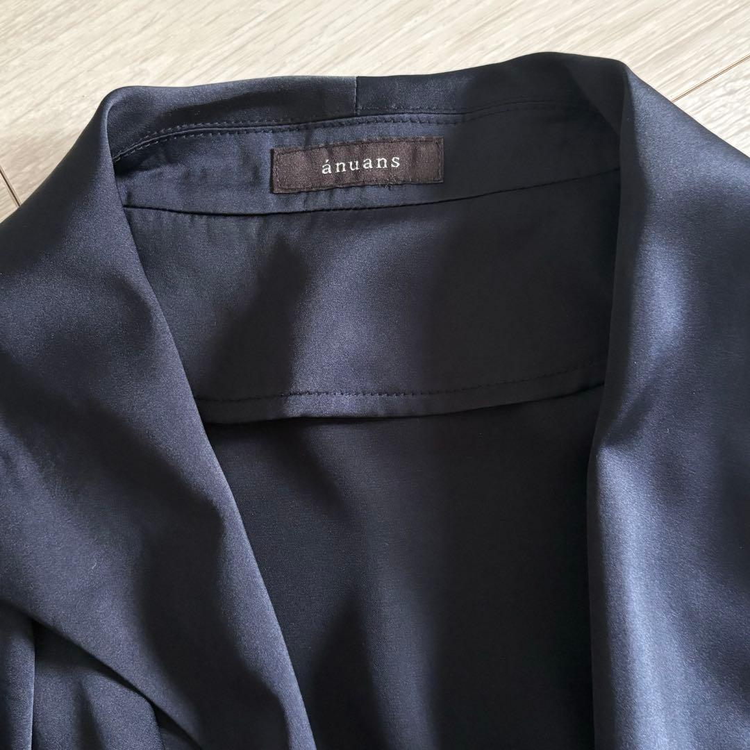 anuans サテンオープンカラーフレアワンピース