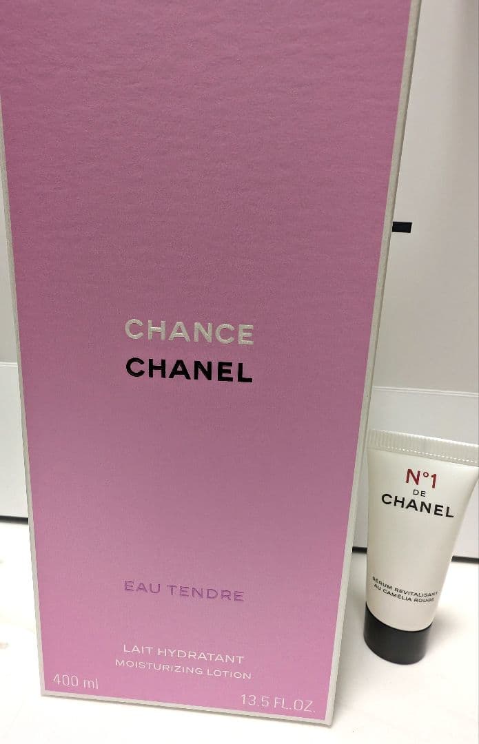 CHANEL　チャンスオータンドゥルボディローション400ml