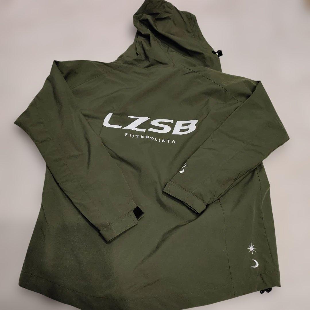 140cm　ルースイソンブラ　ウインドブレーカー　カーキ　サッカー　ウェア