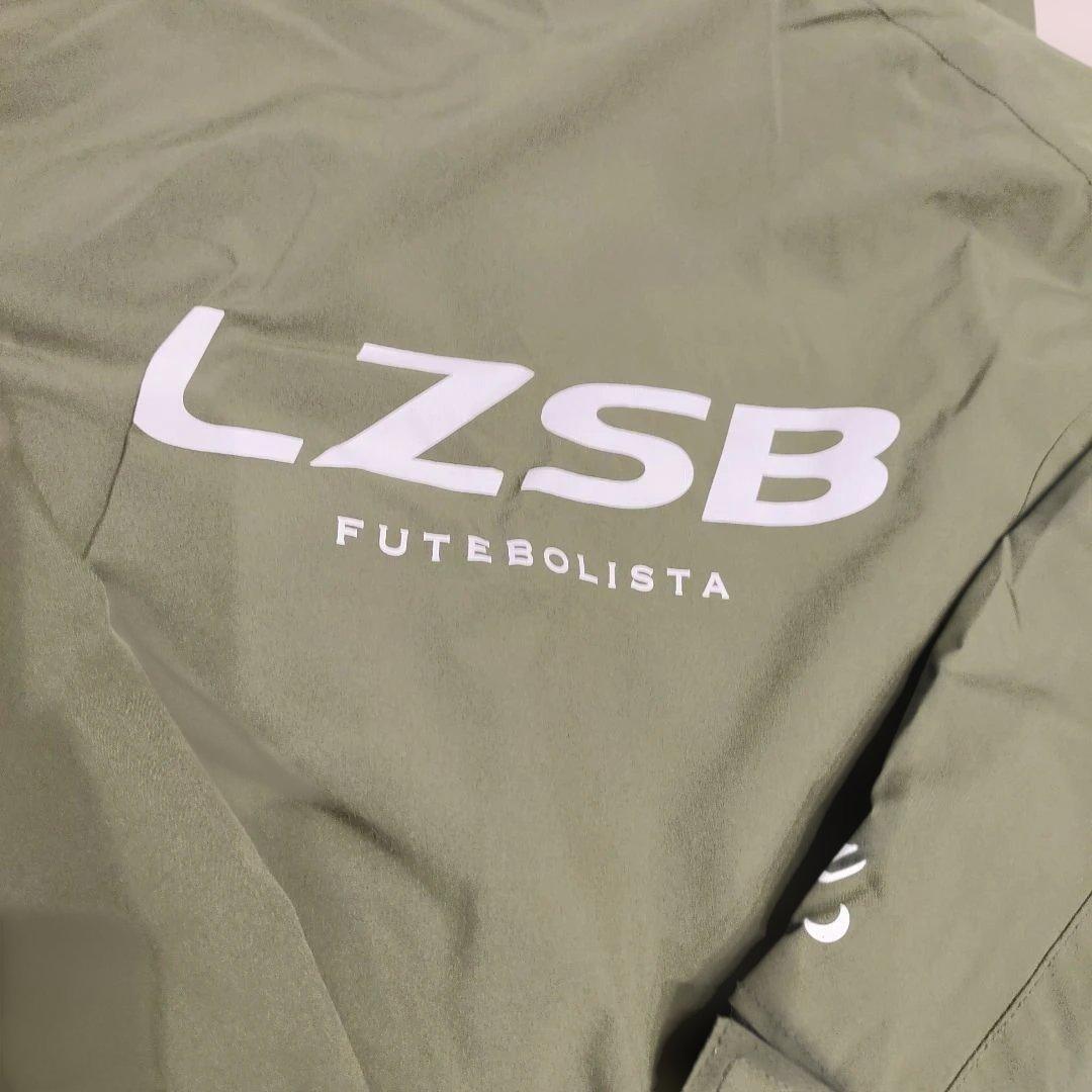 140cm　ルースイソンブラ　ウインドブレーカー　カーキ　サッカー　ウェア