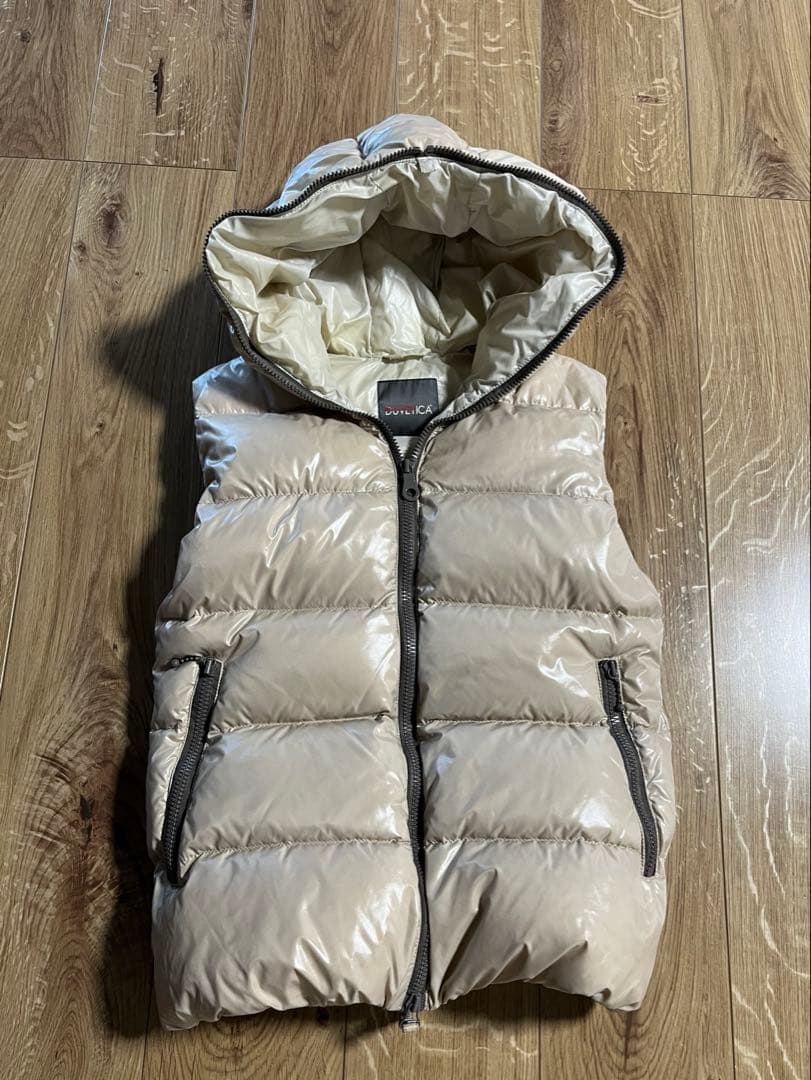duvetica デュベティカ　ダウンベスト　ベージュ　40