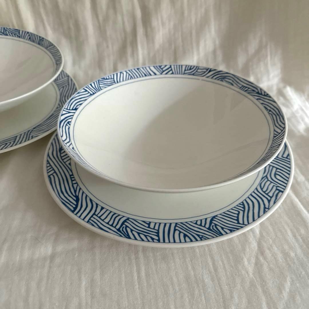 北欧トーソントーロップのデザイン食器4つ2セット定価25000円 インフィニティ
