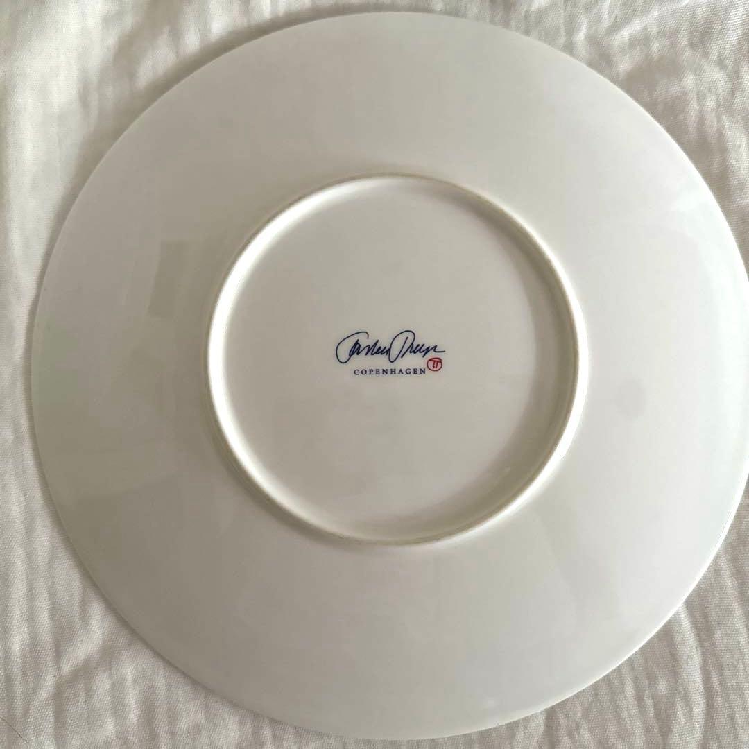 北欧トーソントーロップのデザイン食器4つ2セット定価25000円 インフィニティ