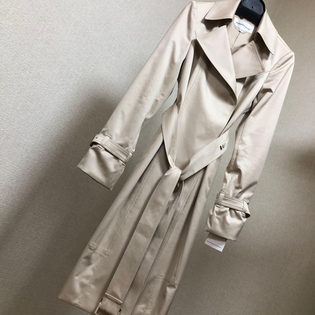 ベージュ トレンチコート ベルト付き