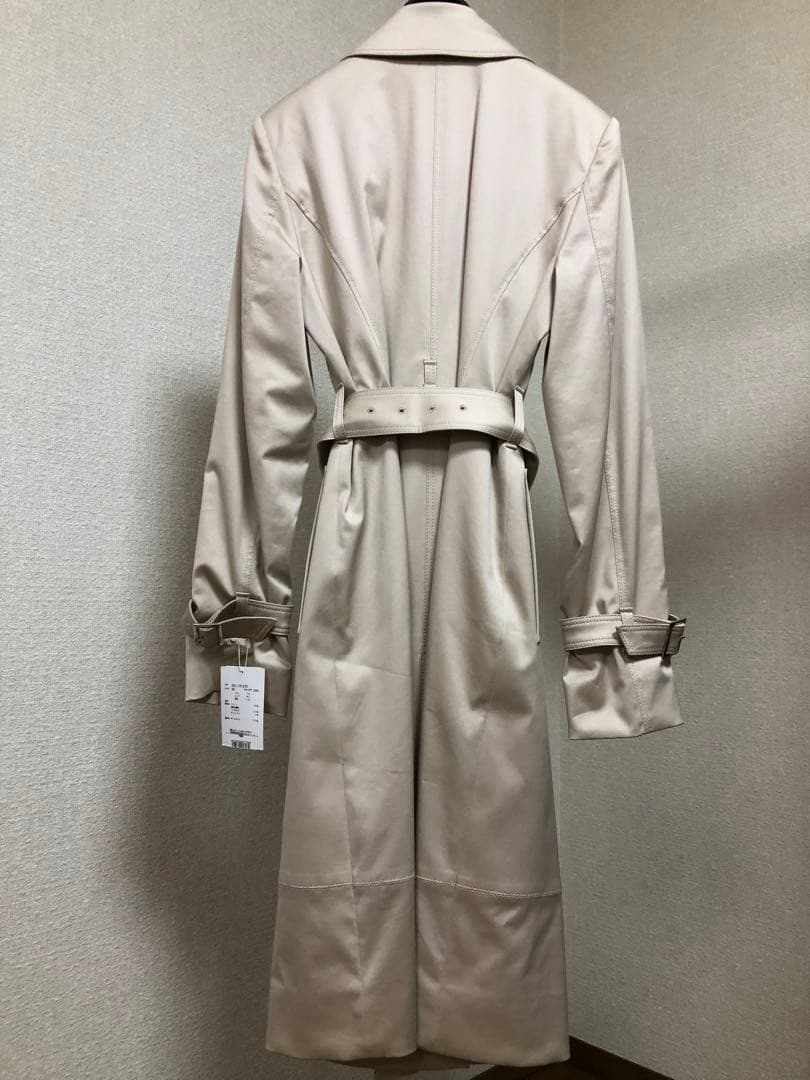 ベージュ トレンチコート ベルト付き