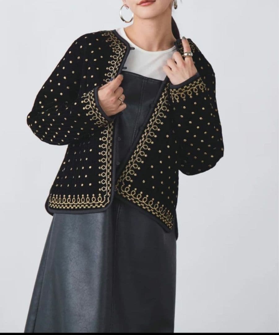 TORRAZZO DONNA 　ヴィンテージ調オリジナル刺繍ジャケット