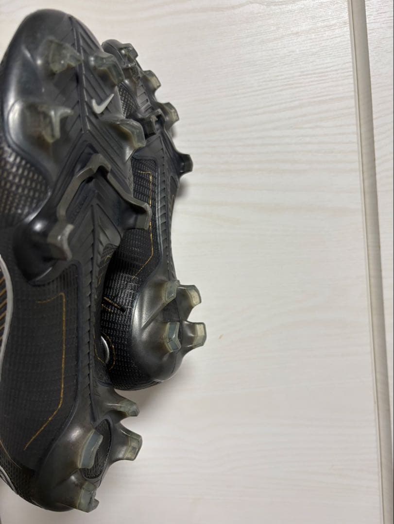 マーキュリアル　27