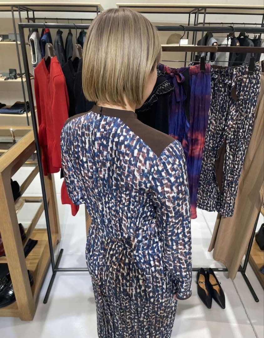 AKANE UTSUNOMIYA　アカネウツノミヤ　プリントワンピース